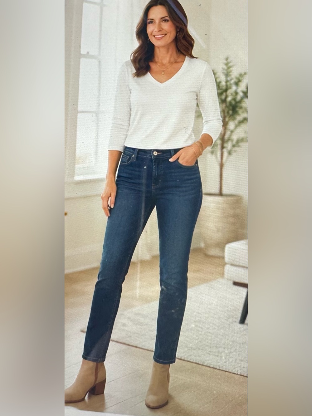 CHICO’S PLATINUM AVALON SKINNY JEANS REGULAR DARK WASH (1.5-10)